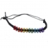 Pulsera colorida que celebra orgullo y diversidad